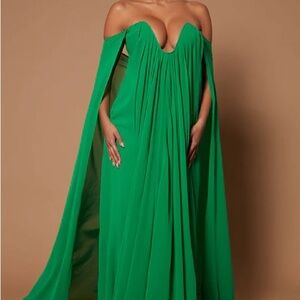 Elegant Kelly Green Off-Shoulder Dress